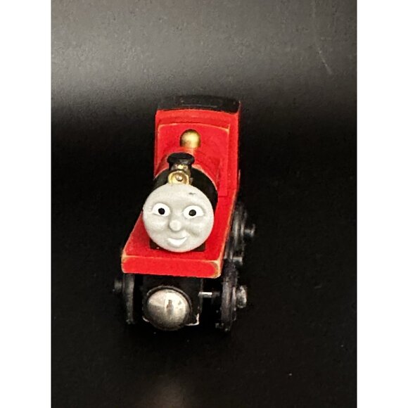 Thomas Wooden Railway Vtg 2003 James Lights The Way WORKS #5 Train Engine - Picture 10 of 16